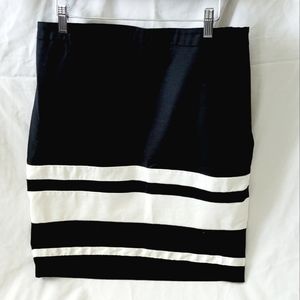 Cynthia Rowley black and cream skirt sz 12/14